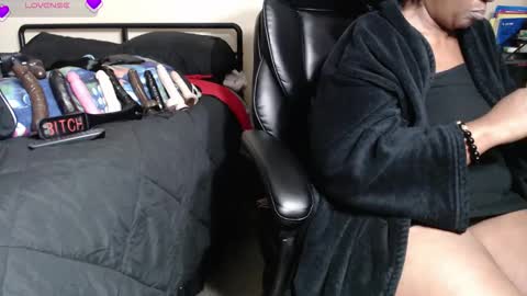 MissTajaa online show from 11.19.25