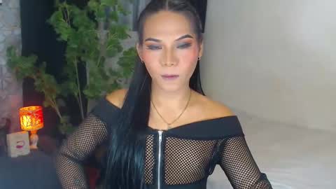 misstrishontop online show from 12.06.24