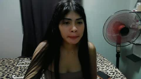 Snapshot of missunknownxoxo chatting on 06.12.26 sofia online show from 06.12.26