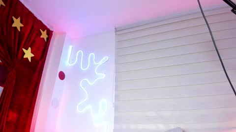 Pau OFmissweetpeach online show from 10.24.25