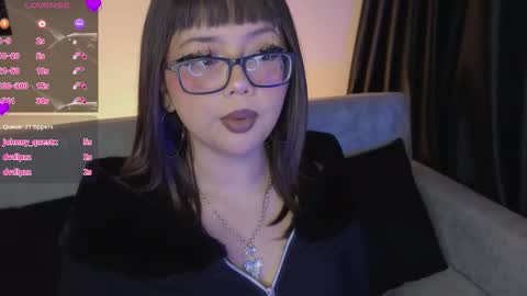 Snapshot of missy_taylor_ chatting on 01.10.26 Missy online show from 01.10.26