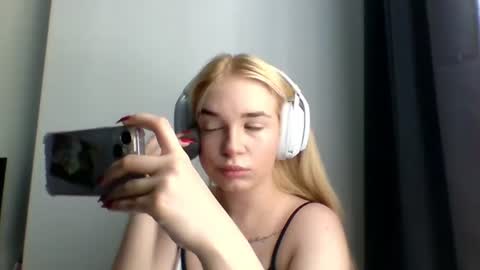 Lucy online show from 07.08.26