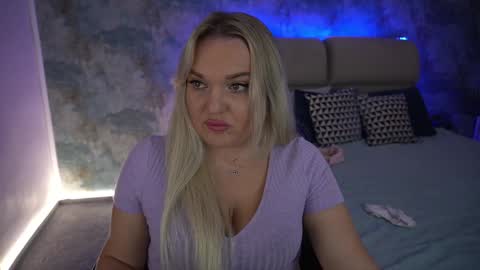 Snapshot of missyymartinezz chatting on 12.02.24 Amely online show from 12.02.24