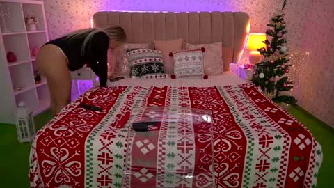 Snapshot of missyymartinezz chatting on 12.24.24 Amely online show from 12.24.24