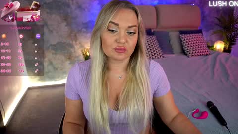 Snapshot of missyymartinezz chatting on 02.02.25 Amely online show from 02.02.25