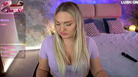 Snapshot of missyymartinezz chatting on 02.04.25 Amely online show from 02.04.25