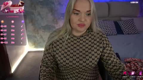Snapshot of missyymartinezz chatting on 02.15.25 Amely online show from 02.15.25
