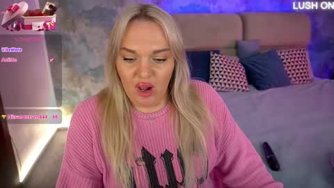 Snapshot of missyymartinezz chatting on 02.26.25 Amely online show from 02.26.25