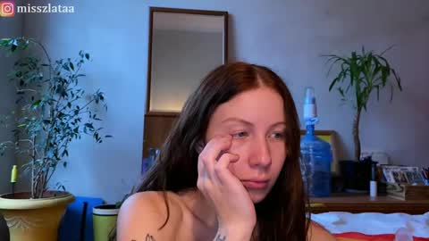 Snapshot of misszlataa chatting on 10.30.25 Zlata online show from 10.30.25