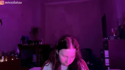 Snapshot of misszlataa chatting on 12.03.25 Zlata online show from 12.03.25