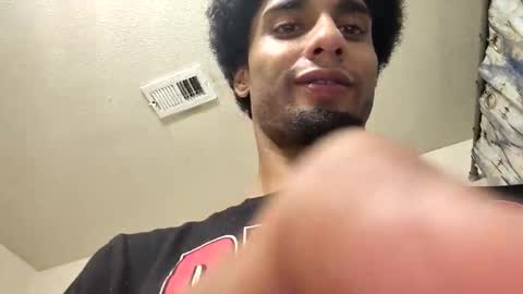 Snapshot of mister7117 chatting on 11.17.25 Ayejay online show from 11.17.25