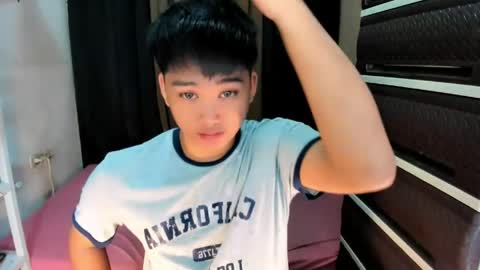 SAINT SACHI  will make your day  online show from 04.10.26