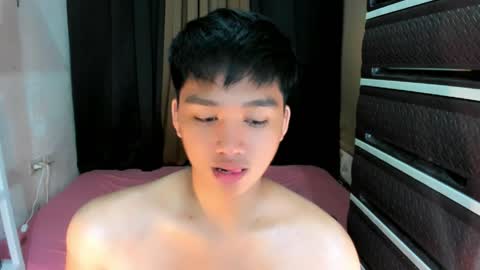 SAINT SACHI  will make your day  online show from 04.15.26