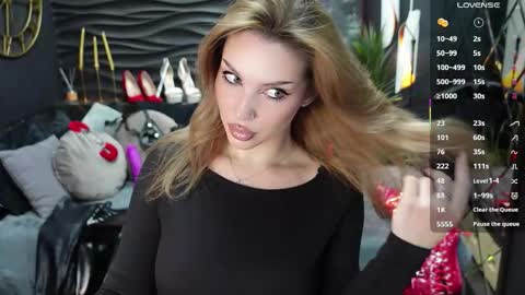 Darsy online show from 10.14.25