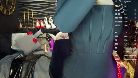 Darsy online show from 10.24.25