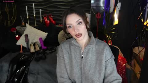 Snapshot of mistress_darsy chatting on 03.30.26 Darsy online show from 03.30.26