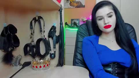 Mistress Kristi online show from 10.14.25