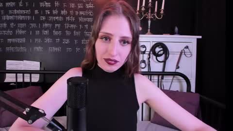 Snapshot of mistress_marlene chatting on 04.23.26 Mistress Marlene online show from 04.23.26