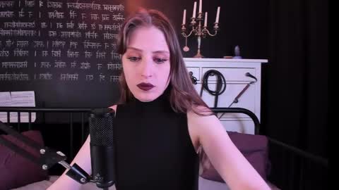 Snapshot of mistress_marlene chatting on 05.09.26 Mistress Marlene online show from 05.09.26