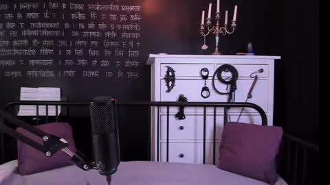 Snapshot of mistress_marlene chatting on 05.10.26 Mistress Marlene online show from 05.10.26