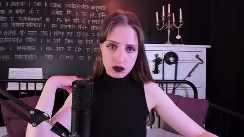 Snapshot of mistress_marlene chatting on 06.28.26 Mistress Marlene online show from 06.28.26