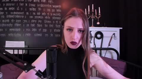 Snapshot of mistress_marlene chatting on 07.03.26 Mistress Marlene online show from 07.03.26