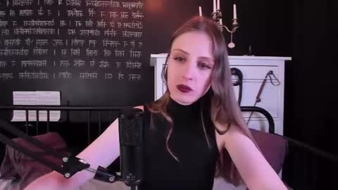 Snapshot of mistress_marlene chatting on 07.26.26 Mistress Marlene online show from 07.26.26