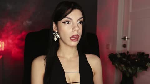 Miss Rochelle online show from 10.08.25