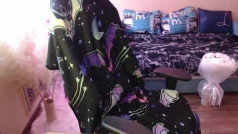 Snapshot of mistressbailey_x chatting on 03.08.25 Miss Bailey online show from 03.08.25