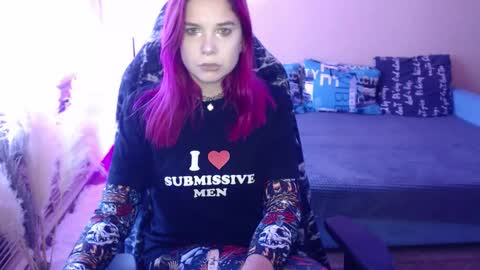 Snapshot of mistressbailey_x chatting on 09.16.25 Miss Bailey online show from 09.16.25