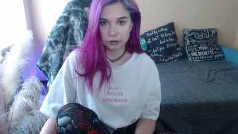 Snapshot of mistressbailey_x chatting on 04.30.26 Miss Bailey online show from 04.30.26