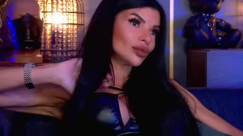 Snapshot of mistresselenia chatting on 06.06.26 Elenia online show from 06.06.26