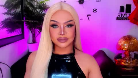 Snapshot of mistressivorykat chatting on 03.19.26 Call me MISS JAS online show from 03.19.26