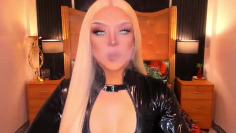 Snapshot of mistressivorykat chatting on 03.21.26 Call me MISS JAS online show from 03.21.26