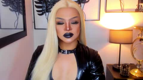 Snapshot of mistressivorykat chatting on 04.08.26 Call me MISS JAS online show from 04.08.26