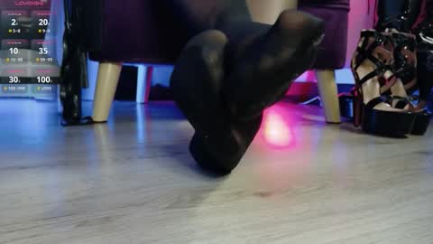 Jhadee online show from 10.16.25