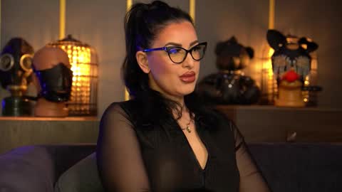 Mistress Kelly online show from 02.17.26