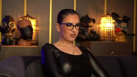 Mistress Kelly online show from 04.16.26