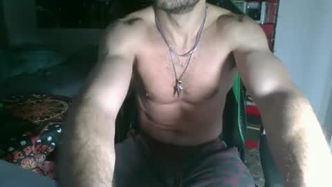 Snapshot of mistxss chatting on 03.08.25 mistxss online show from 03.08.25