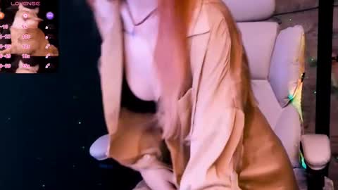 Snapshot of misty_arrow chatting on 01.29.25 Jenny online show from 01.29.25