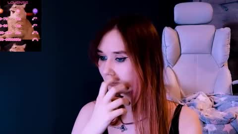 Snapshot of misty_arrow chatting on 02.05.25 Jenny online show from 02.05.25