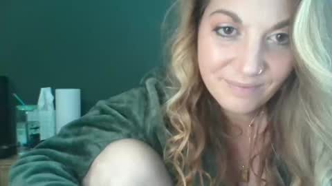 Snapshot of mistymorgan chatting on 02.12.25 Misty Morgan online show from 02.12.25
