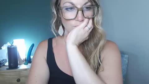 Snapshot of mistymorgan chatting on 09.23.25 Misty Morgan online show from 09.23.25