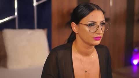 Romina online show from 10.03.25