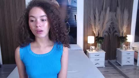 Mtica Brennet online show from 09.25.25