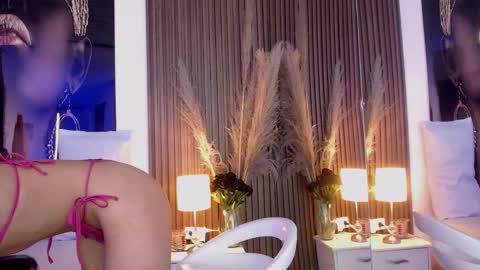 Mtica Brennet online show from 11.20.25