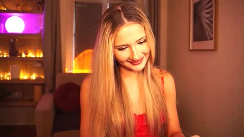 Miu Meow online show from 11.23.25