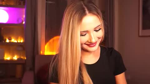 Miu Meow online show from 11.26.25