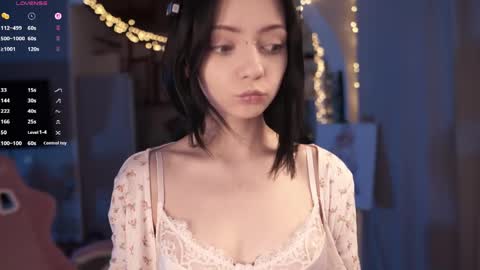 Yuka online show from 04.05.26