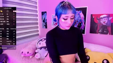 Snapshot of miwaviolet chatting on 02.17.25 Miwa Violet online show from 02.17.25